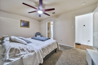 Building Photo - 2919 Iron Range Ct