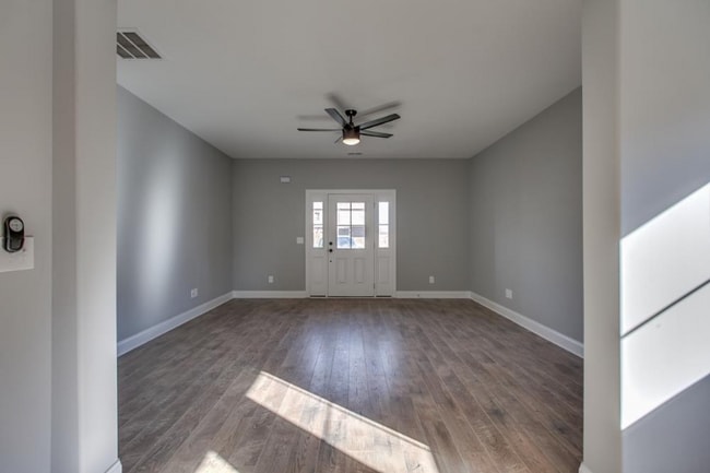 Foto del edificio - 2120 Gracie Bug Lp