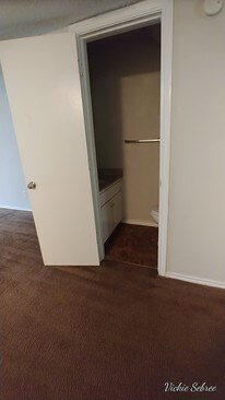 1/2 baño, Primer piso - 8597 La Plaza Dr