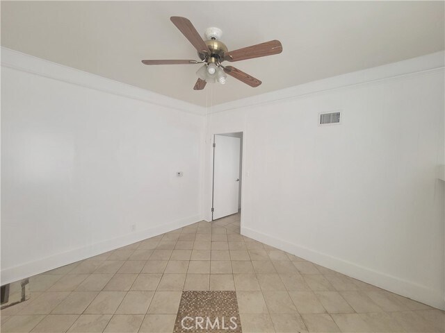 Building Photo - 2047 Cambridge St