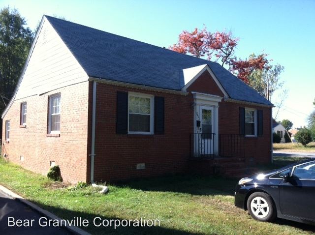 Primary Photo - 2401 Granville Ave