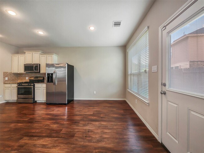 Foto del edificio - 1746 Kilmory Ct