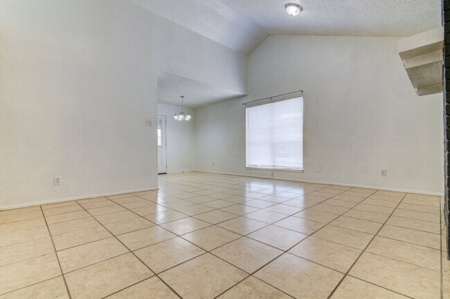Foto del edificio - 1202 Westcott Dr