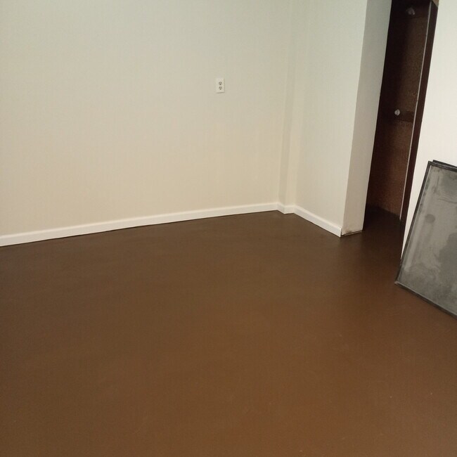 Foto del edificio - 1701 Chase St