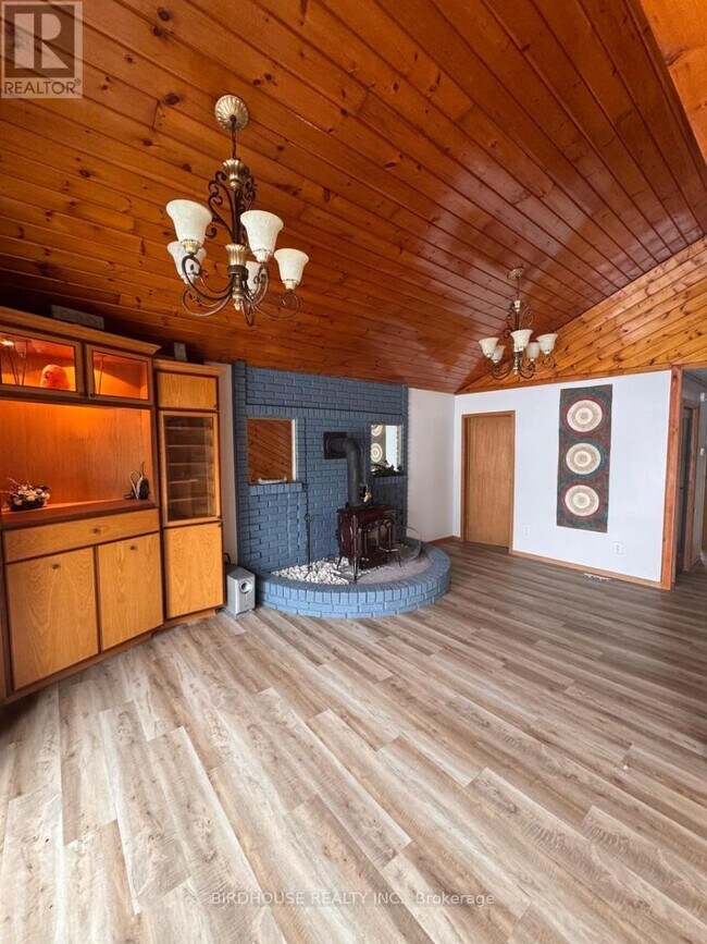 Photo du bâtiment - 169 McGill Dr