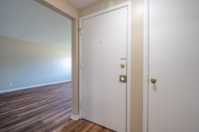 Building Photo - Parker Heights Apartments