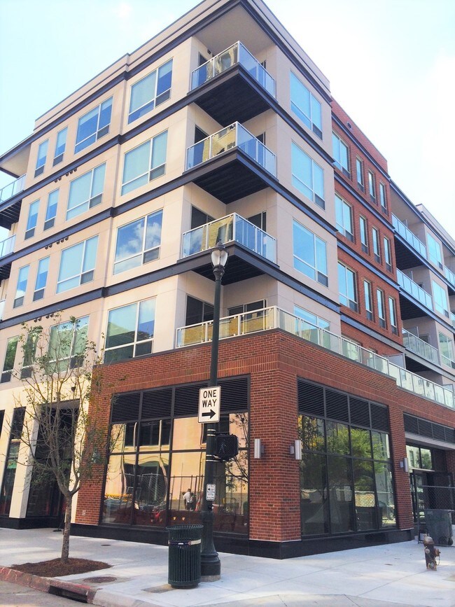 Onyx Residences Apartments Baton Rouge, LA