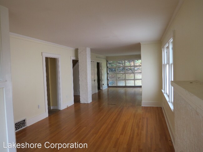 Building Photo - 3 br, 2 bath House - 2637 Mayfair Ave N
