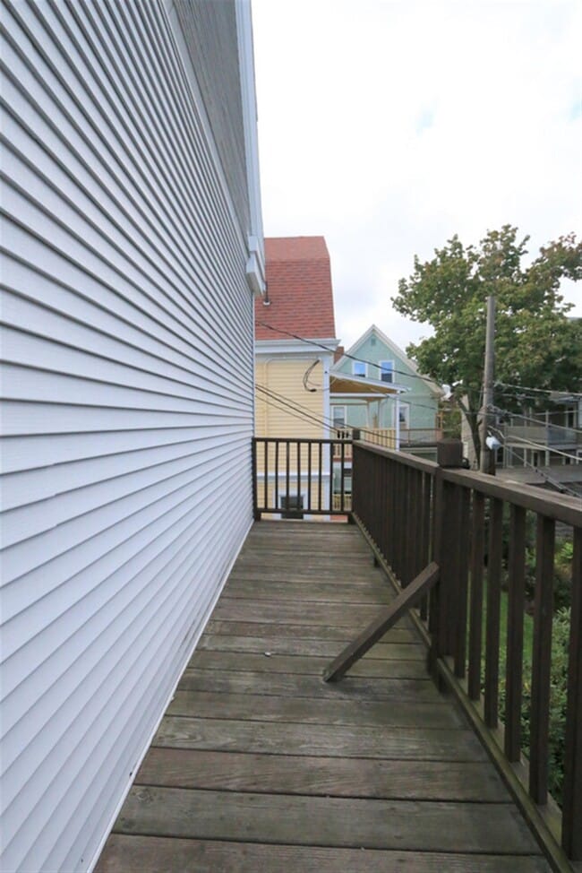 Building Photo - 41 Ossipee Rd