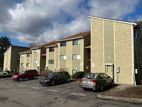 Building Photo - 2020 Grant Ave S