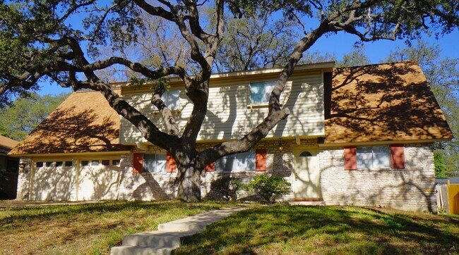 Building Photo - 4 Bedroom - North Central - Harmony Hills