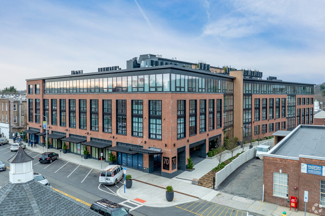 Primary Photo - Pleasantville Lofts