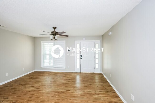 Building Photo - 722 Beacon Hill Dr