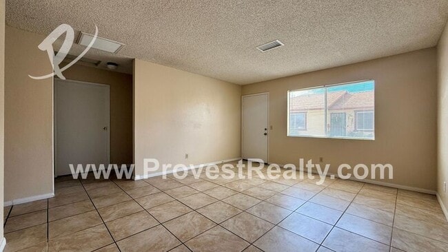 Foto del edificio - 15952 Sequoia St