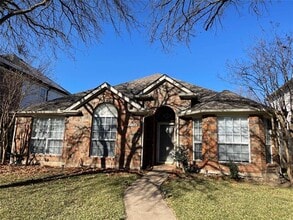 Building Photo - 11264 Clover Knoll Dr