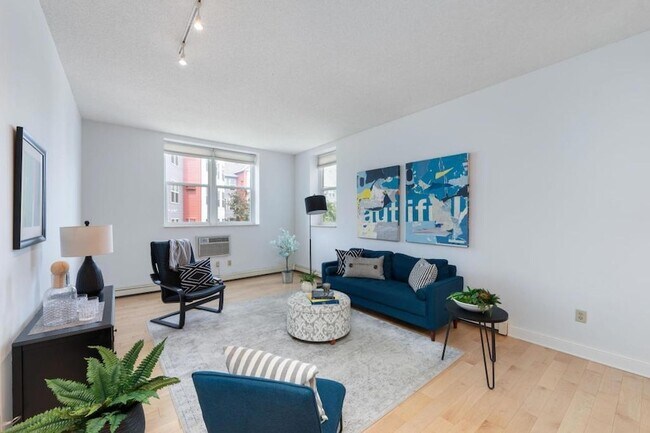 Foto del edificio - 215 7th St NE