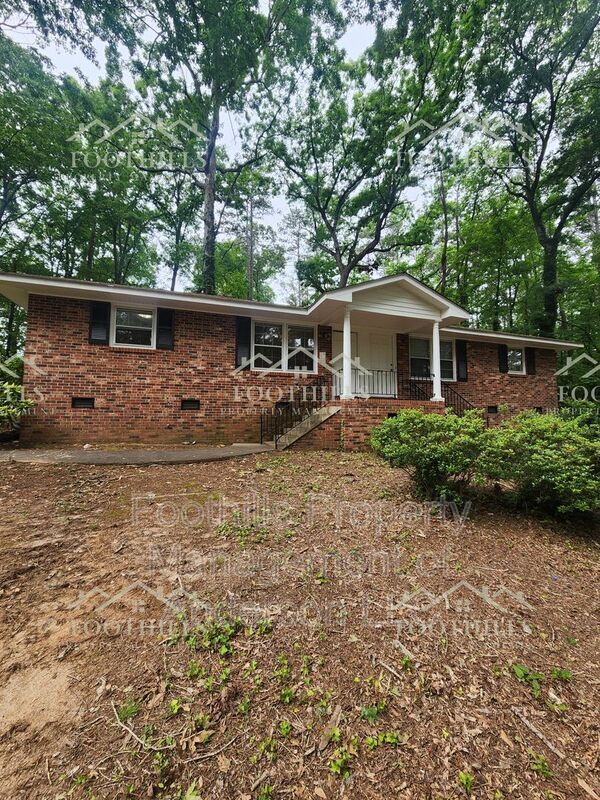 Foto del edificio - 413 Spring Park Dr