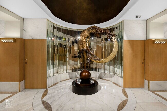 Foto del edificio - 111 E Chestnut St