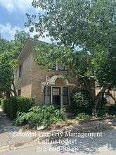 Building Photo - 705 Graham Pl