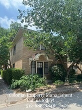 Building Photo - 705 Graham Pl