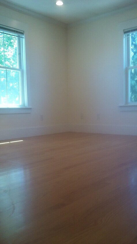 Primary Photo - 15 Beech St