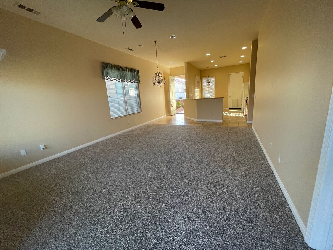 10451 Silverwood Rd Houses in Apple Valley, CA Westside Rentals