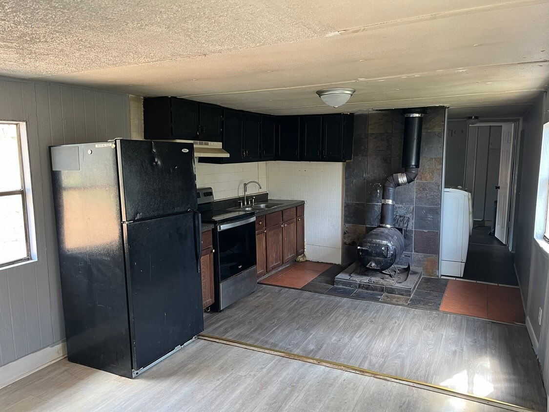 Foto del edificio - 6696 Skyview Dr SE