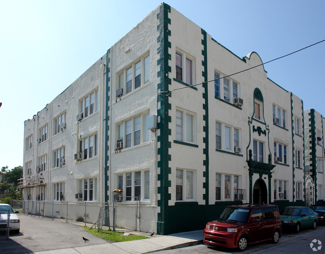 Foto del edificio - Borinquen Apartments