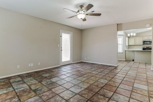 Foto del edificio - 1226 N Palm St