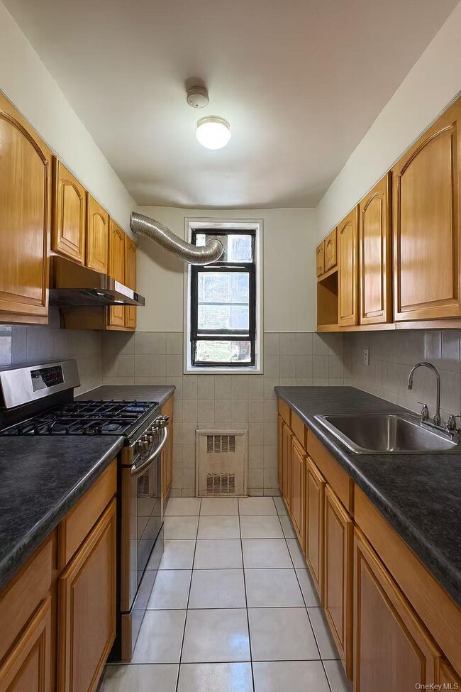Foto del edificio - 137-40 45th Ave