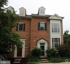 Building Photo - 13401 Silver Moon Way