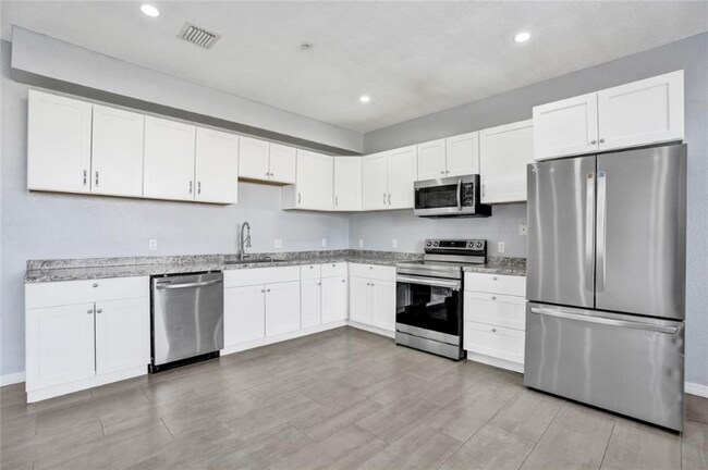 Foto del edificio - 2137 Shoma Dr