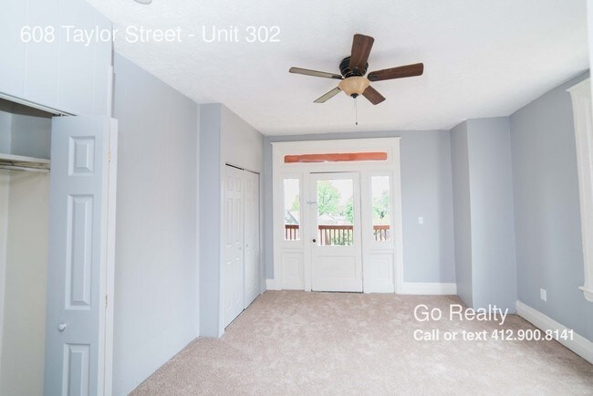 Building Photo - 608 Taylor Ave
