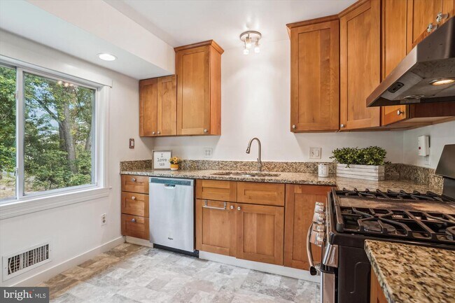 Foto del edificio - 3609 Heritage Ln