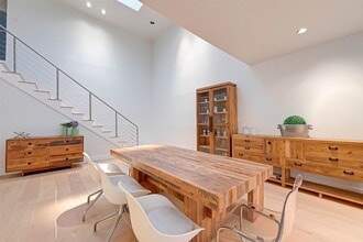 Building Photo - 39 River Hollow Ln