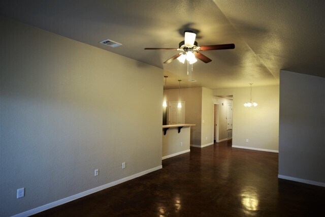 Foto del edificio - 930 Maplewood Dr