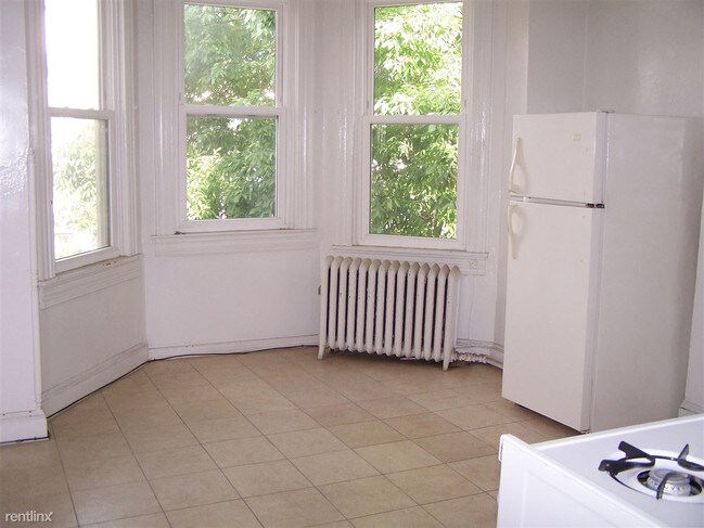 Building Photo - 2802 N Calvert St