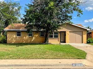 Building Photo - 3208 Cornell Ave