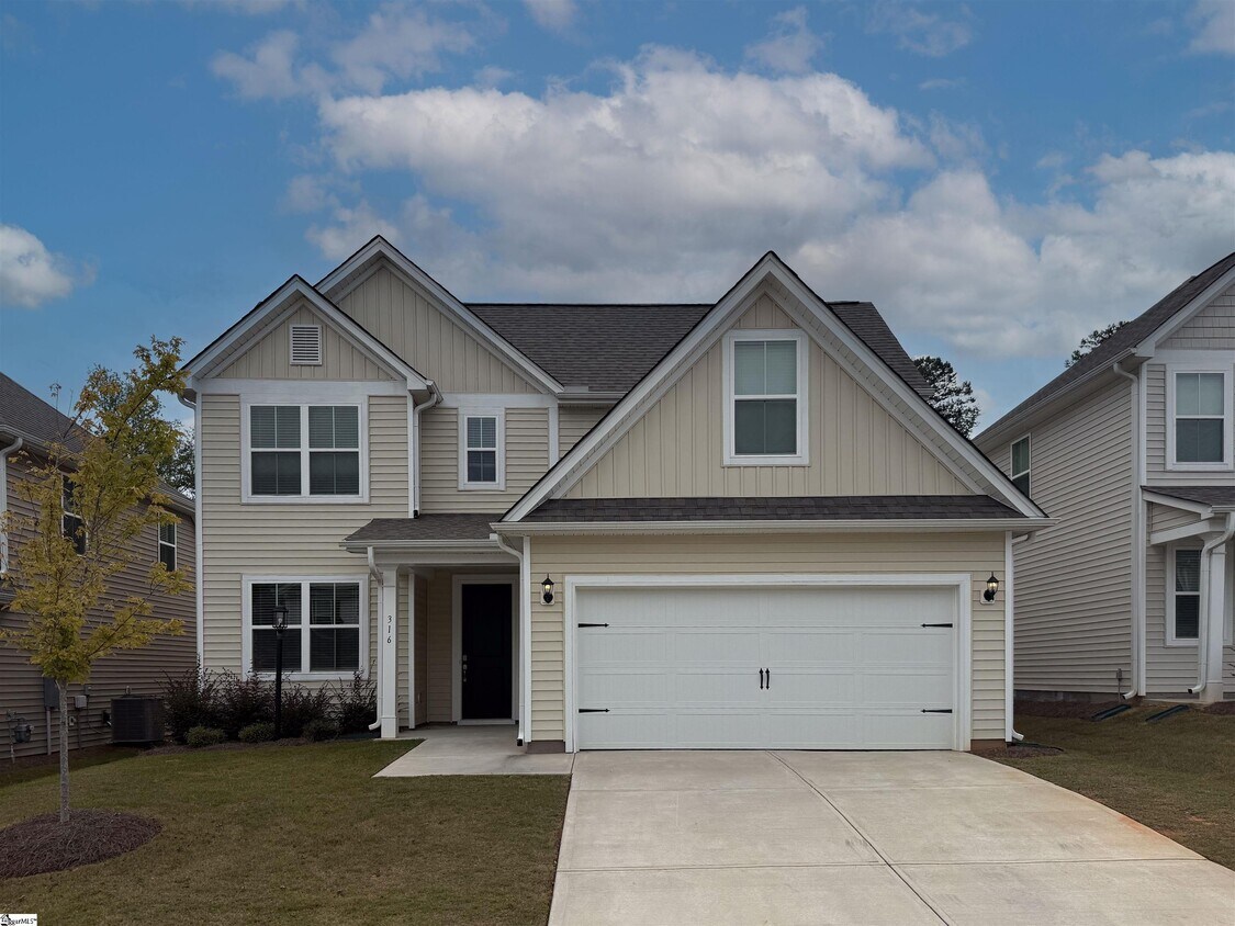 Foto principal - 316 Bryland Wy