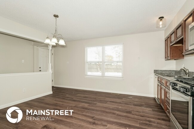 Foto del edificio - 3515 Ridgewood Dr