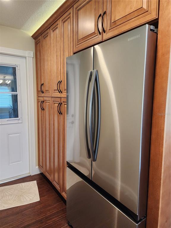 Building Photo - 1856 Woodhaven Cir