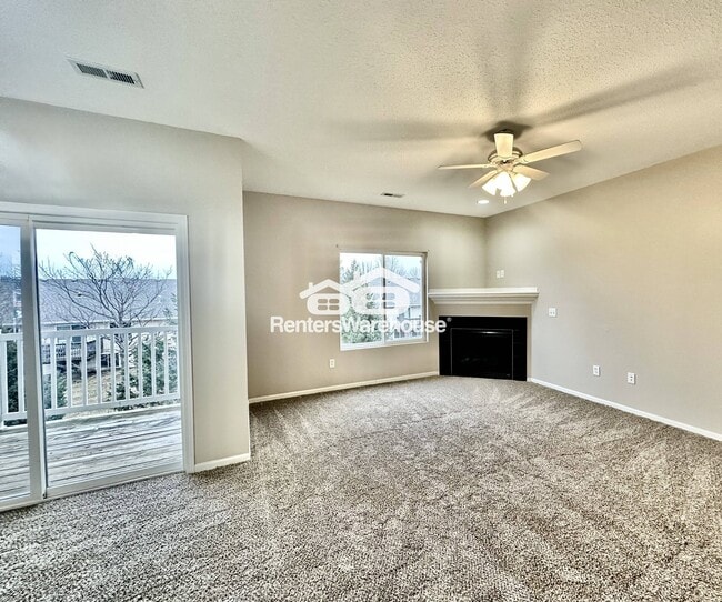 Foto del edificio - 2323 E Porter Ave
