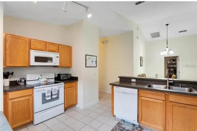Building Photo - 17834 Woodcrest Way