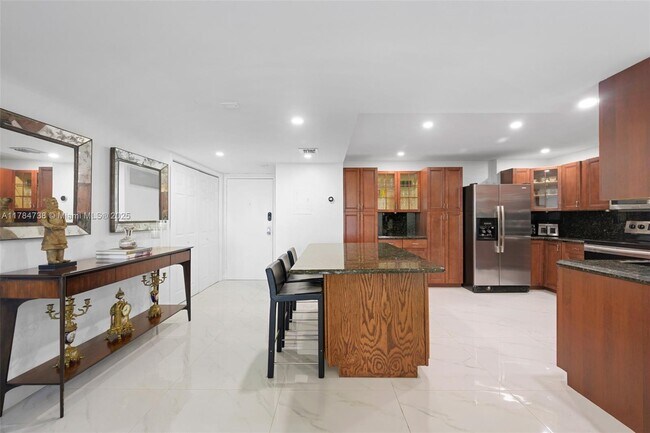 Foto del edificio - 500 Three Islands Blvd