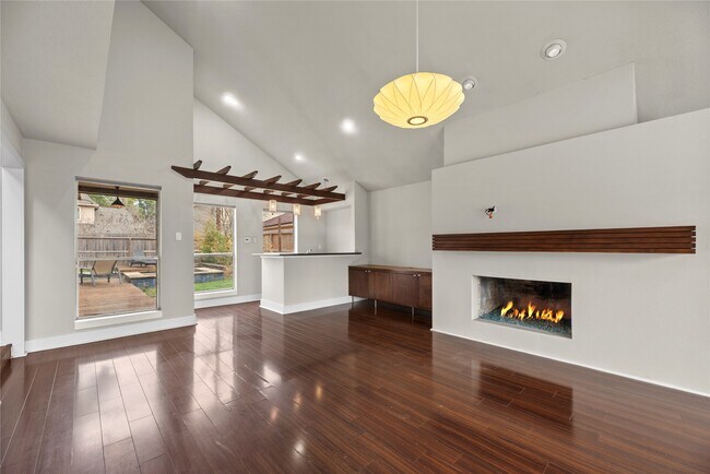 Foto del edificio - 12218 Moorcreek Dr