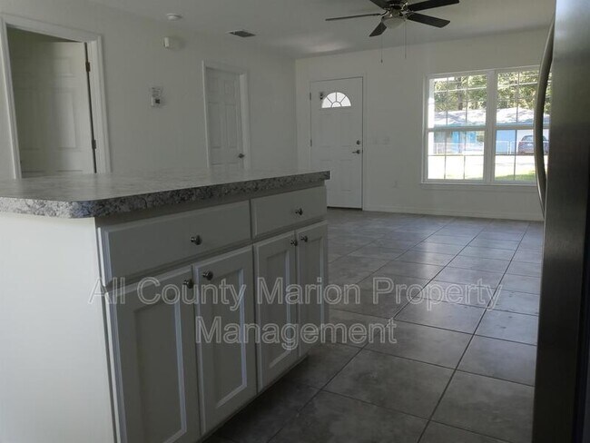 Foto del edificio - 5524 NW 58th St