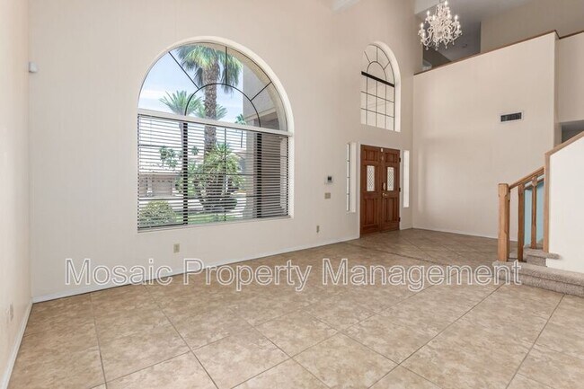 Foto del edificio - 1819 E Cascade Dr