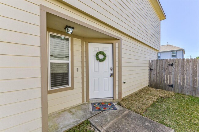 Foto del edificio - 16742 N Blue Jay Dr