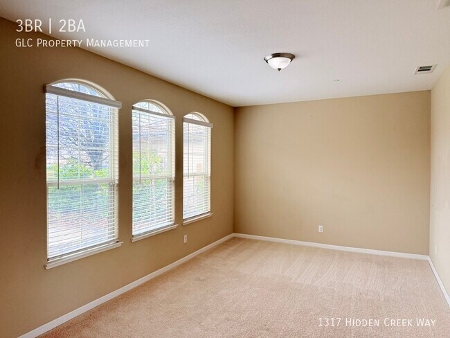 Building Photo - 1317 Hidden Creek Way