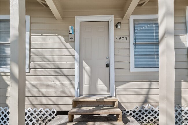 Foto del edificio - 3807 Love St